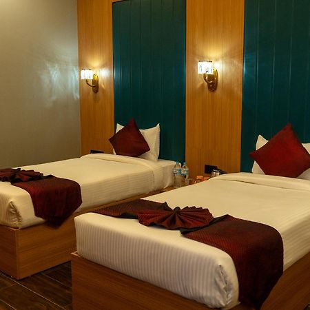 Hotel Alba Inn, Indore Esterno foto